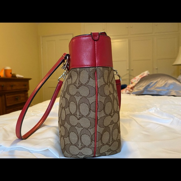 Coach handbag - Picture 4 of 6